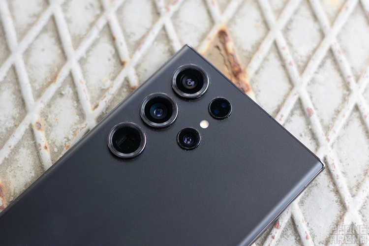 Các chuyên gia quốc tế nói gì về Samsung Galaxy S23 series sau một tuần trải nghiệm? 6