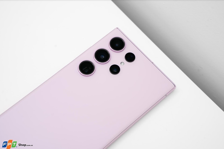 Các chuyên gia quốc tế nói gì về Samsung Galaxy S23 series sau một tuần trải nghiệm? 099