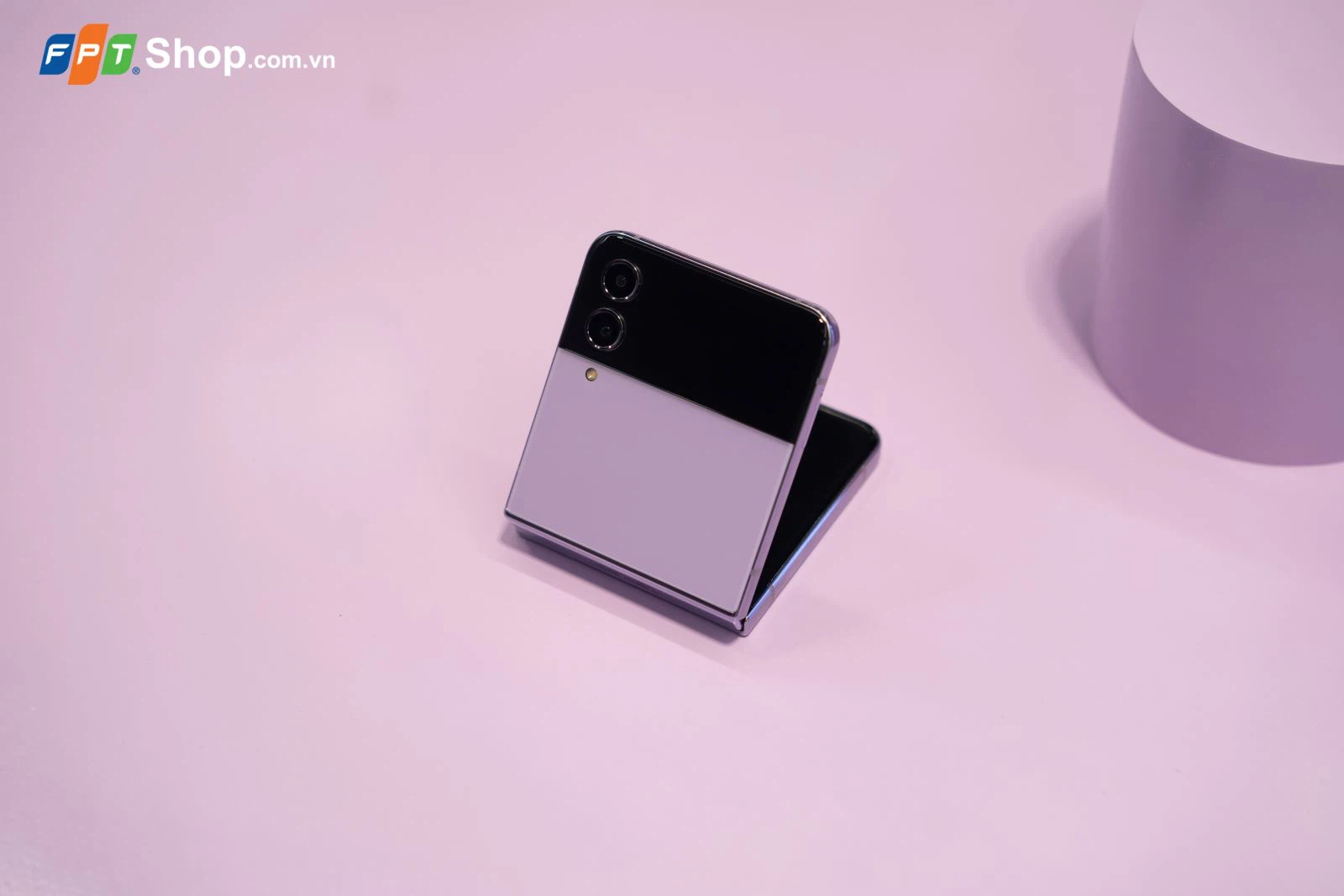 Ngày Valentine nên chọn màu quà tặng nào cho bạn gái?