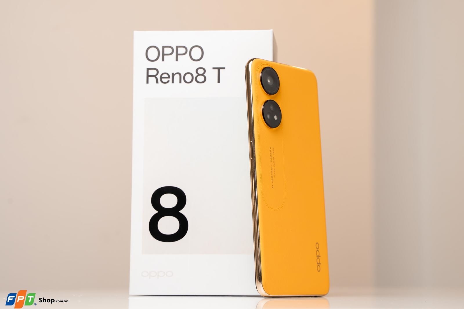 Trên tay OPPO Reno8 T: Camera sắc nét 100MP, thiết kế da sợi thủy tinh độc đáo