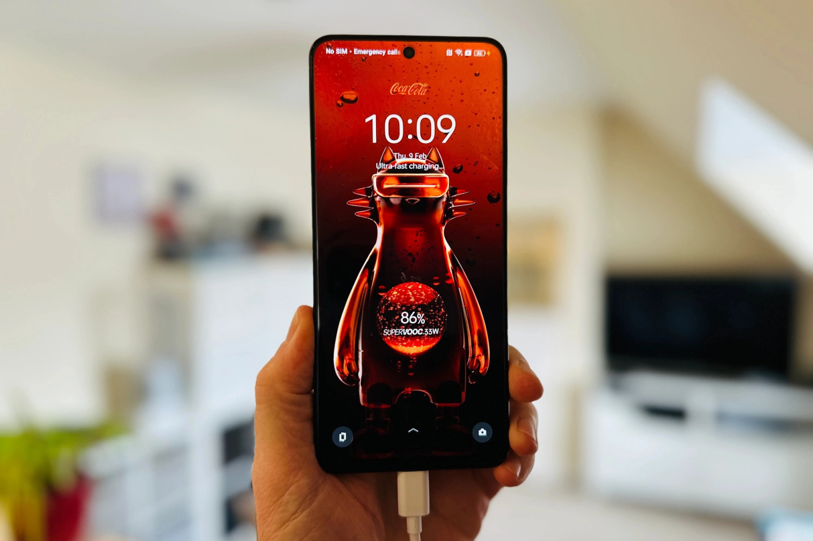 Realme 10 Pro Coca-Cola Edition ra mắt: Thiết kế ấn tượng, giá chỉ 6 triệu đồng