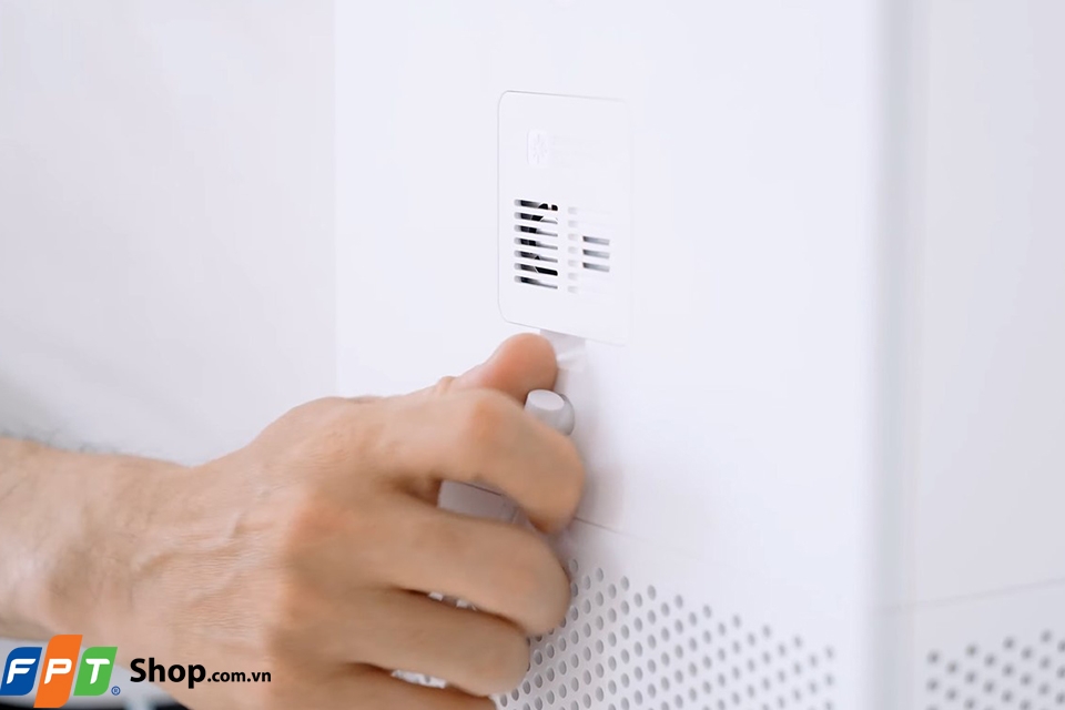 Khi chưa đến thời hạn thay lõi lọc, bạn có thể chọn cách tháo lõi và vệ sinh định kỳ để duy trì hiệu suất lọc bụi. 123