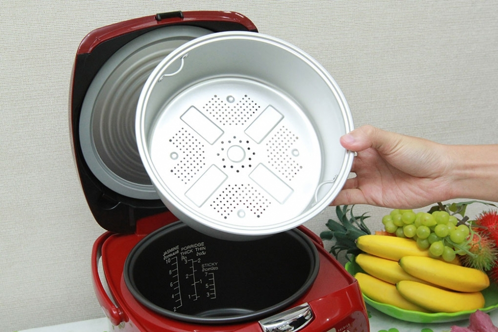 các tiện ích trên nồi cơm điện có xửng hấp