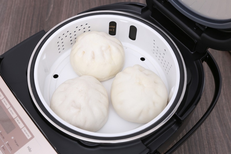 các tiện ích trên nồi cơm điện có xửng hấp
