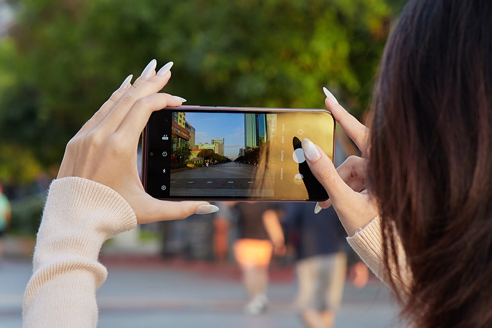 Du xuân Sài Gòn cùng Samsung Galaxy A14 99