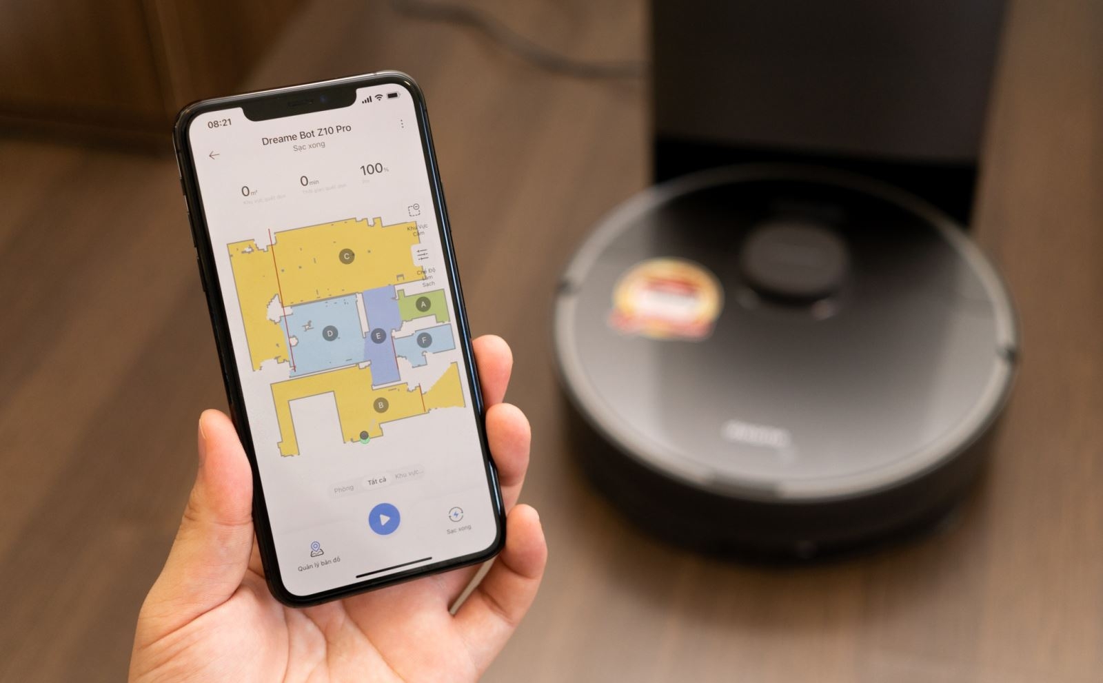 điều khiển bằng điện thoại qua ứng dụng riêng
