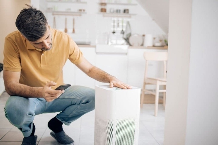 Vệ sinh các màng lọc để loại bỏ bụi bẩn, vi khuẩn và các tác nhân gây hại