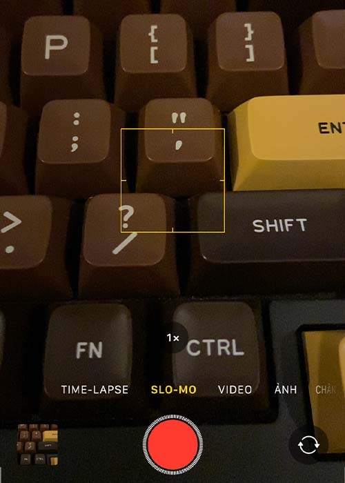 Mở ứng dụng camera iPhone để quay slo-mo