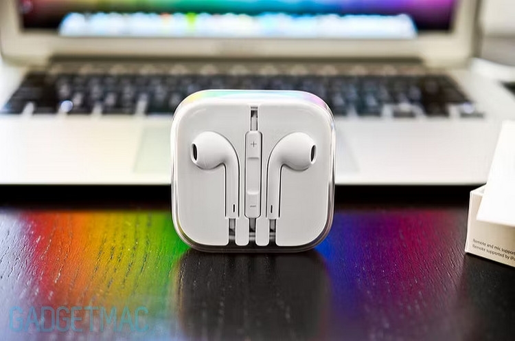 6 cách điện thoại cao cấp đang trở nên tệ hơn (5)