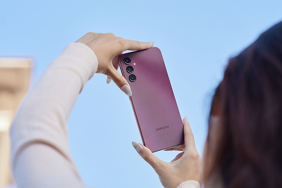​​8 tiếng “hẹn hò” với Samsung Galaxy A14 5G 5