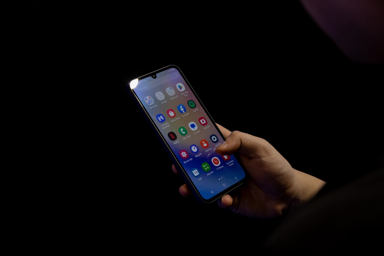 Samsung Galaxy A54 5G và Galaxy A34 ra mắt tại VN: Exynos 1380, màn hình 120Hz, giá từ 8.49 triệu đồng