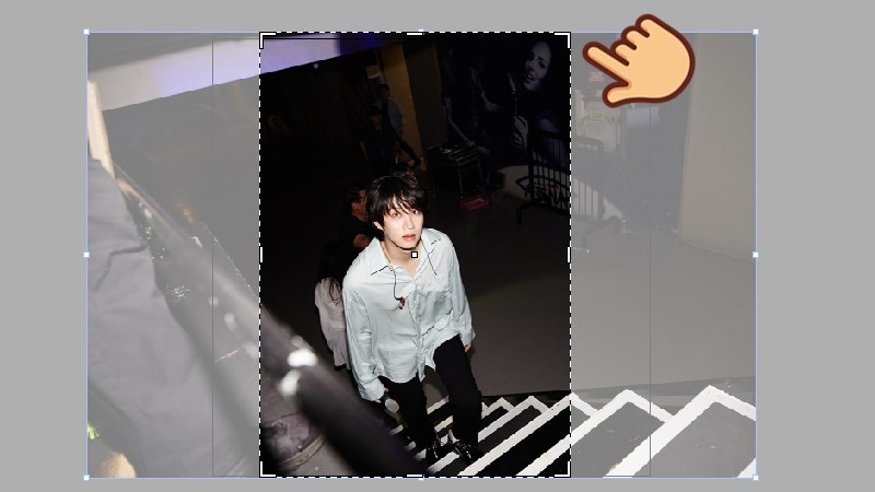 Cắt hình trong AI bằng Cropping Tools (Bước 5)