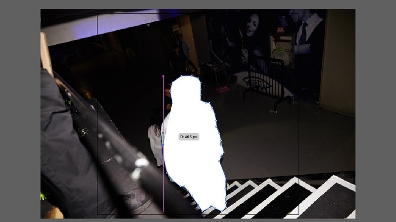 Cắt hình trong AI bằng Pen Tools (Bước 4)