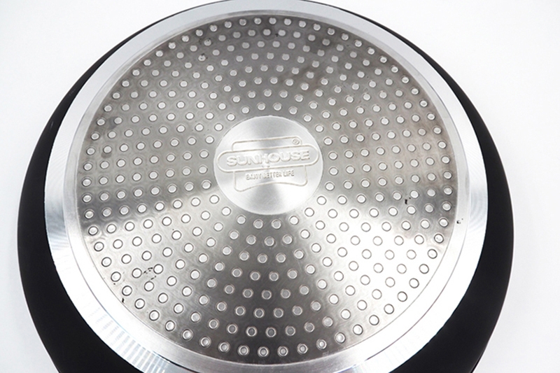 Nguyên nhân bếp từ không nhận nồi và cách khắc phục 4