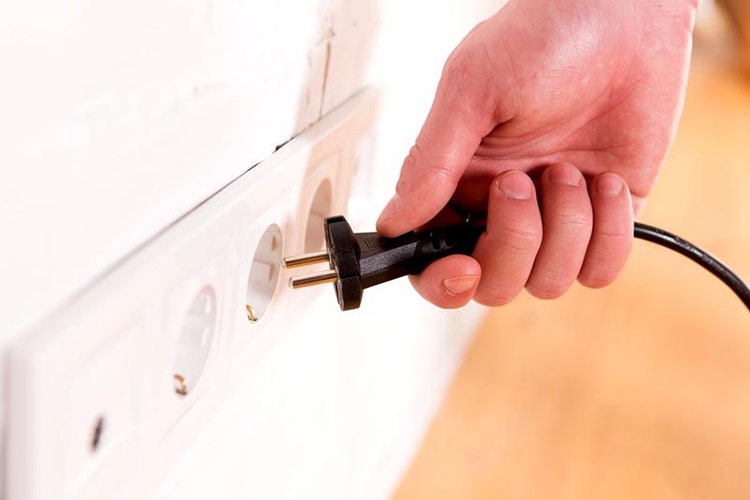 bếp từ bị chập điện 6