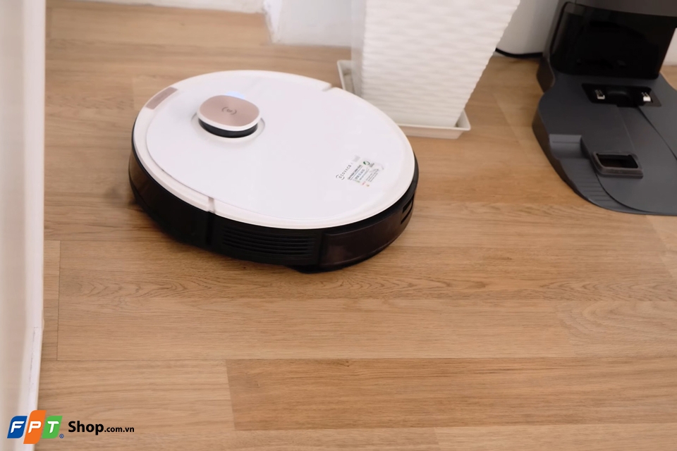 Đánh giá Ecovacs Deebot Ozmo T8 Max Plus