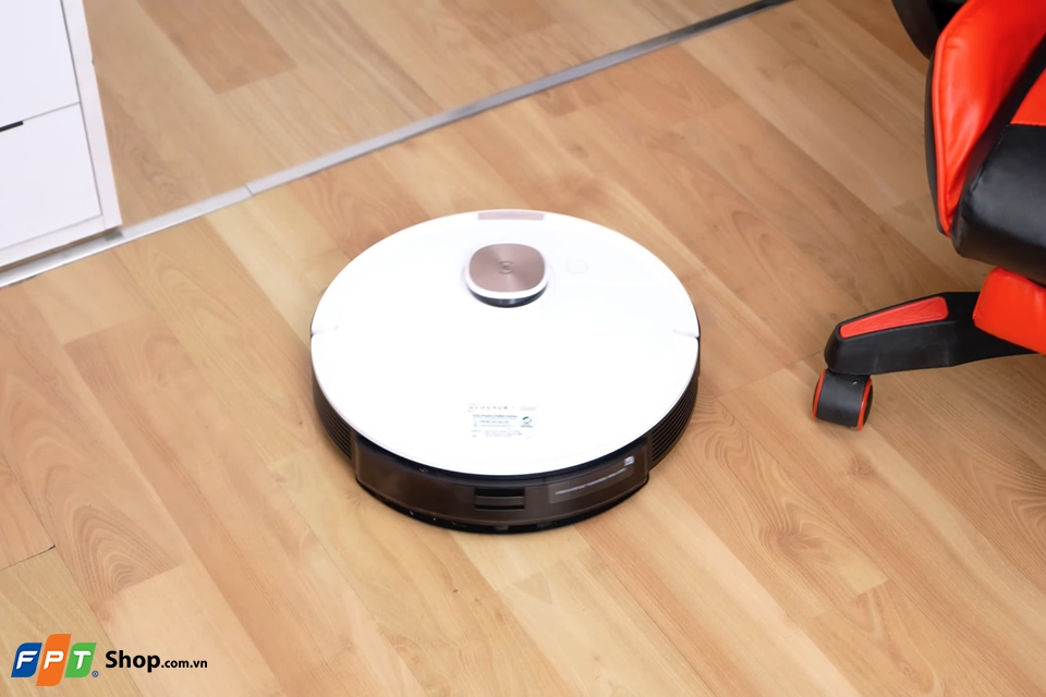 Đánh giá Ecovacs Deebot Ozmo T8 Max Plus
