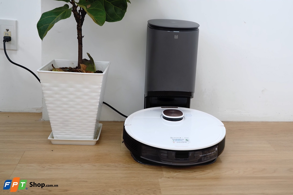 Đánh giá Ecovacs Deebot Ozmo T8 Max Plus
