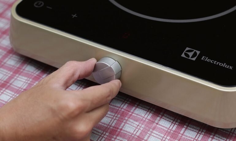 các loại bảng điều khiển của bếp điện 7
