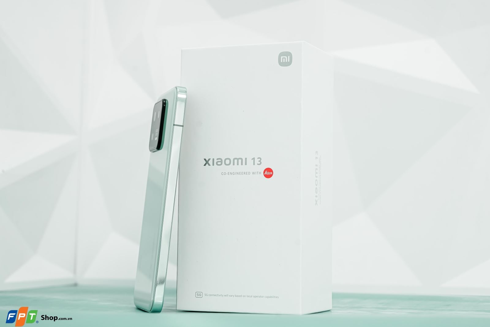 So sánh Xiaomi 13 và Xiaomi 13 Lite: Có gì khác biệt và nên mua điện thoại nào?