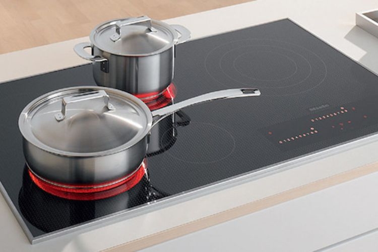 So sánh bếp điện quang và bếp điện từ 2