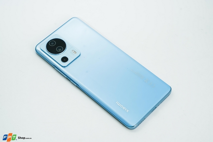 Mở hộp Xiaomi 13 Lite 2