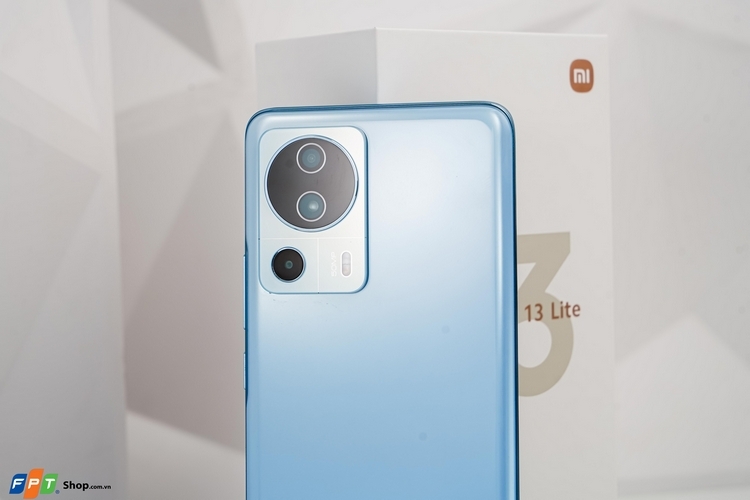 Mở hộp Xiaomi 13 Lite 7