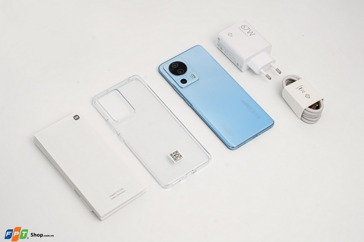 Mở hộp Xiaomi 13 Lite 1