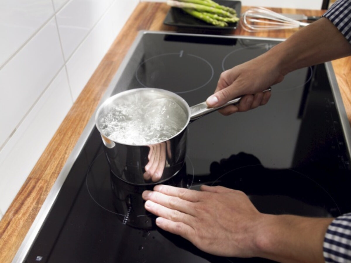sửa chữa bếp từ không nóng