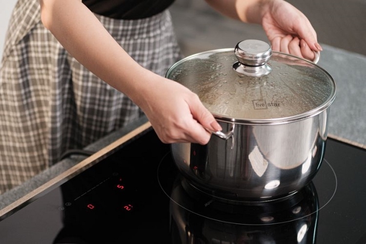 sửa chữa bếp từ không nóng