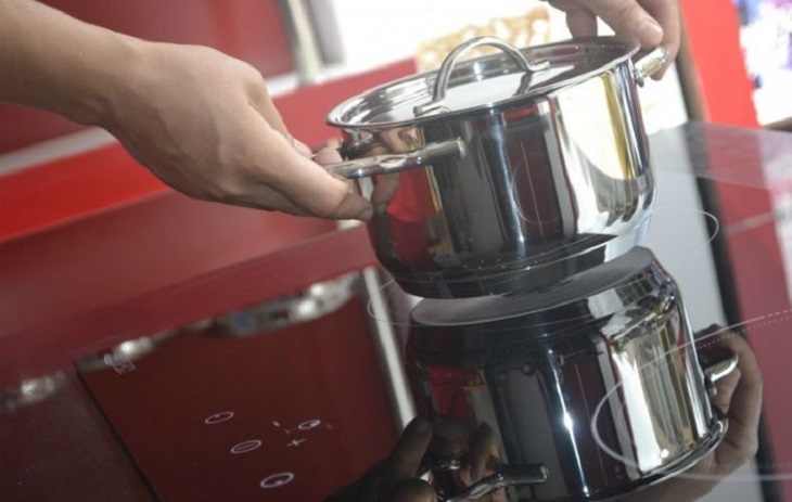 bếp từ phát ra âm thanh khi nấu 4