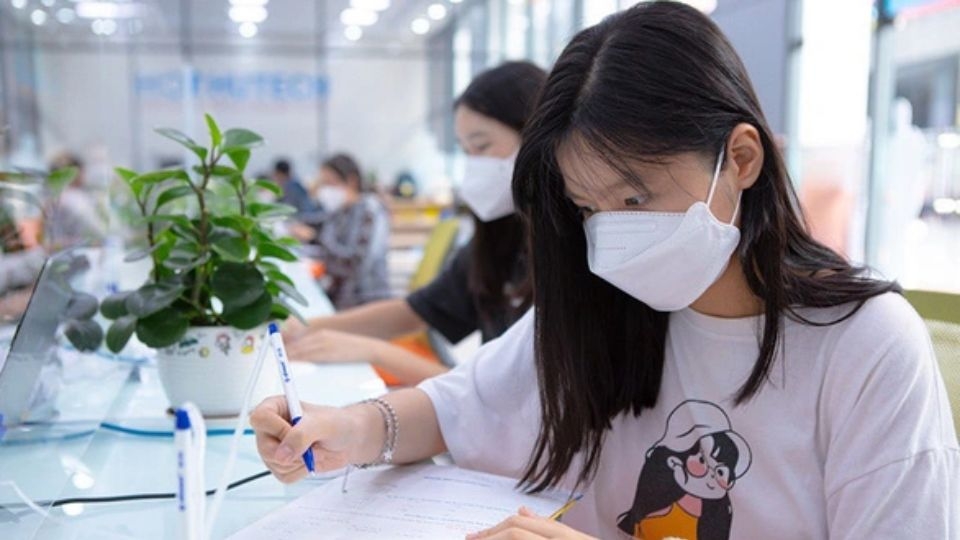 Thí sinh phải tốt nghiệp THPT mới đủ điều kiện đăng ký xét tuyển học bạ