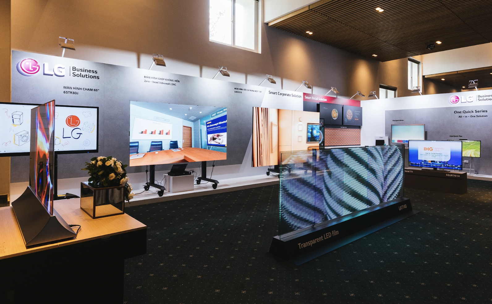 Nên mua màn hình LG hay Samsung