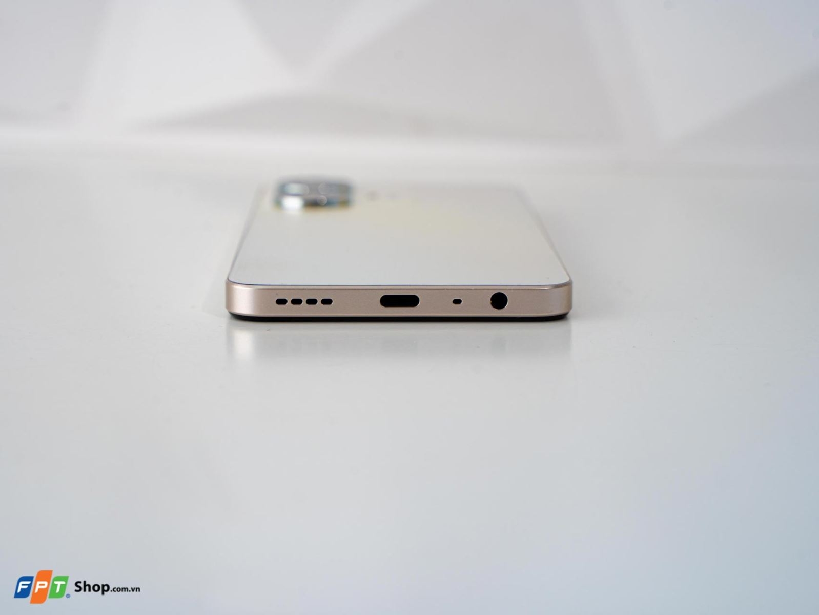 Mở hộp Realme C55 (ảnh 9)