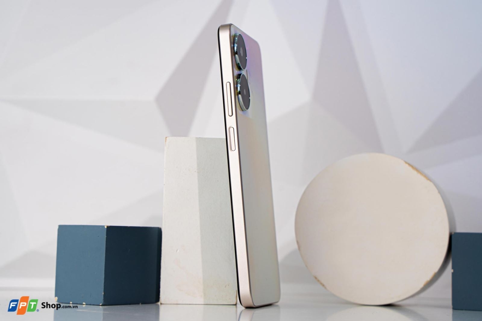 Mở hộp Realme C55 (ảnh 7)