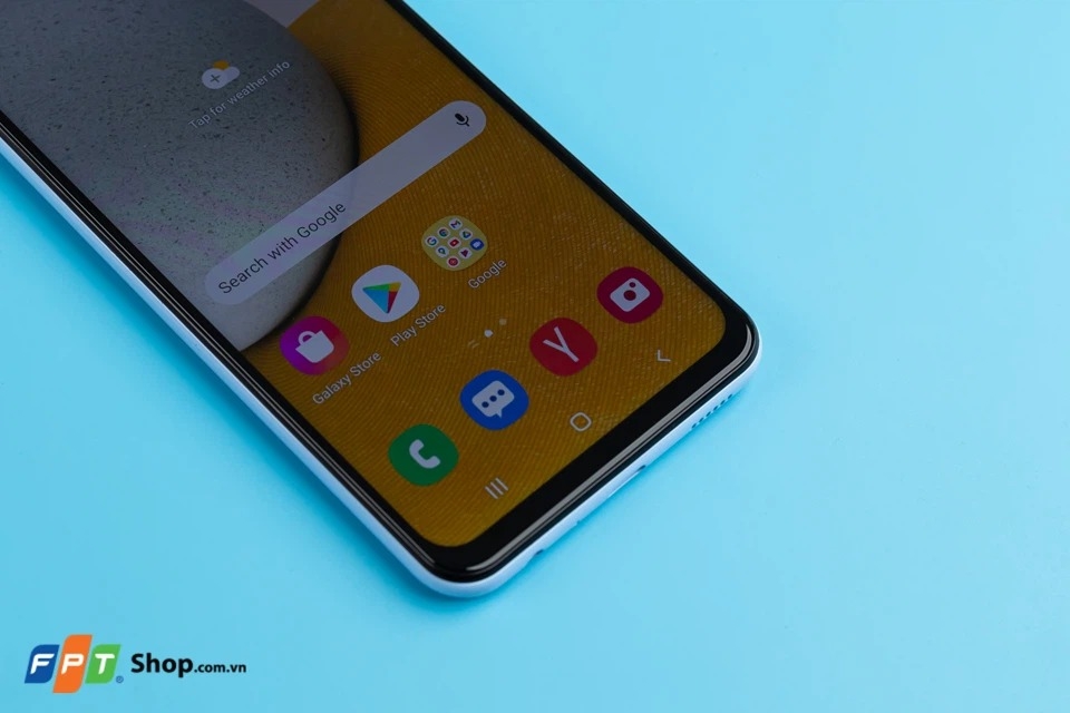 Phần cằm Galaxy A13