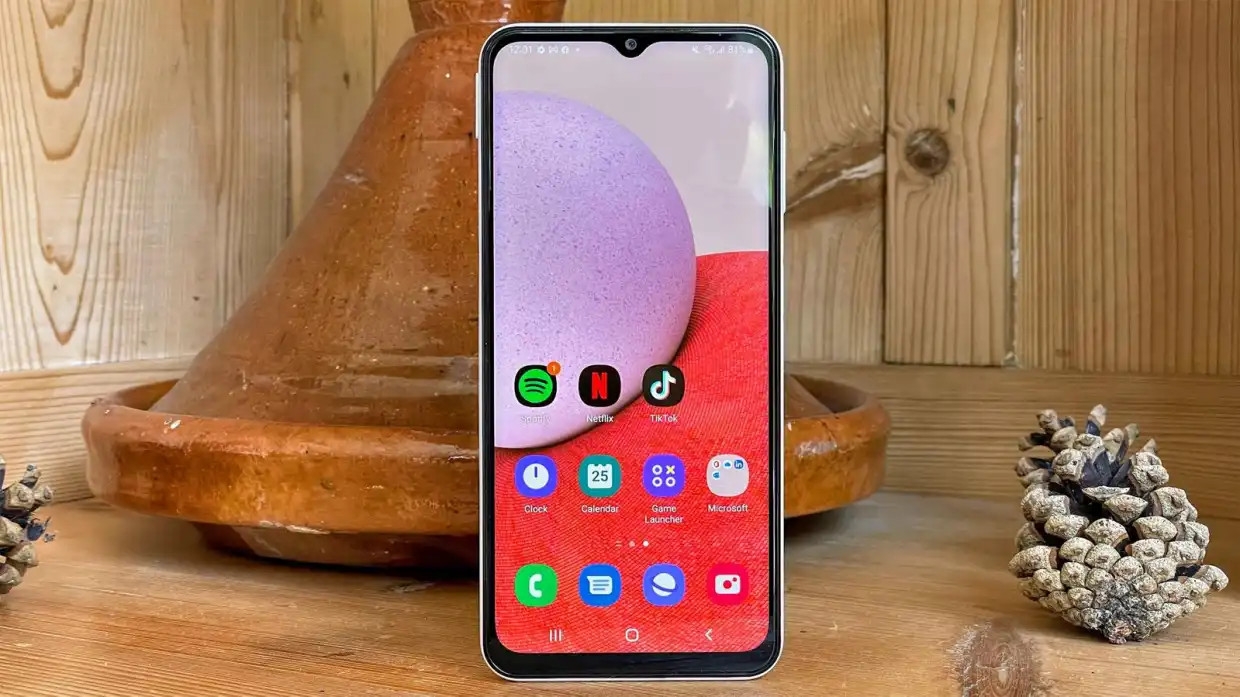 So sánh Samsung Galaxy A14 5G và Galaxy A13 5G (3)