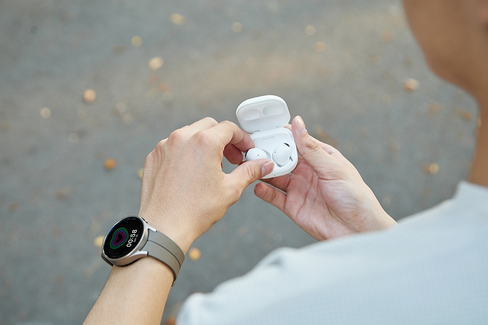 Samsung Galaxy Watch5 Series 11