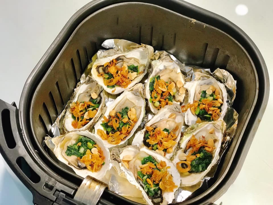 Cách làm hàu nướng mỡ hành bằng nồi chiên không dầu (Ảnh 5)