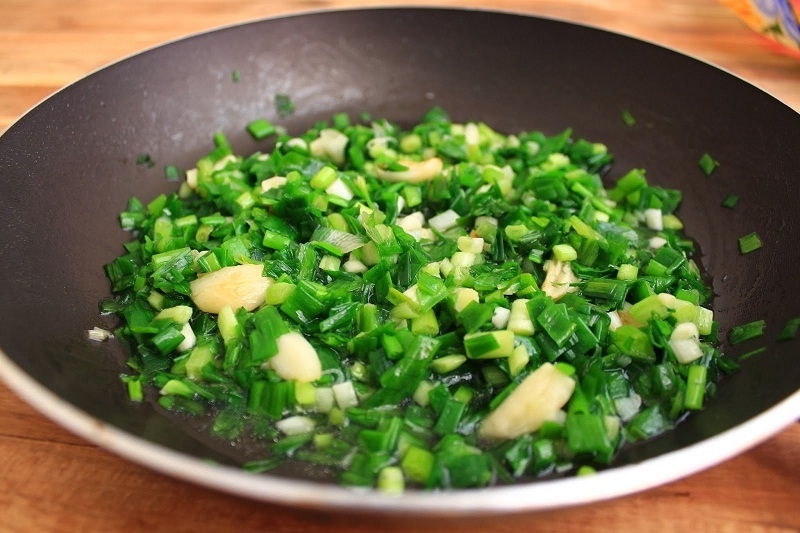 Cách làm hàu nướng mỡ hành bằng lò vi sóng