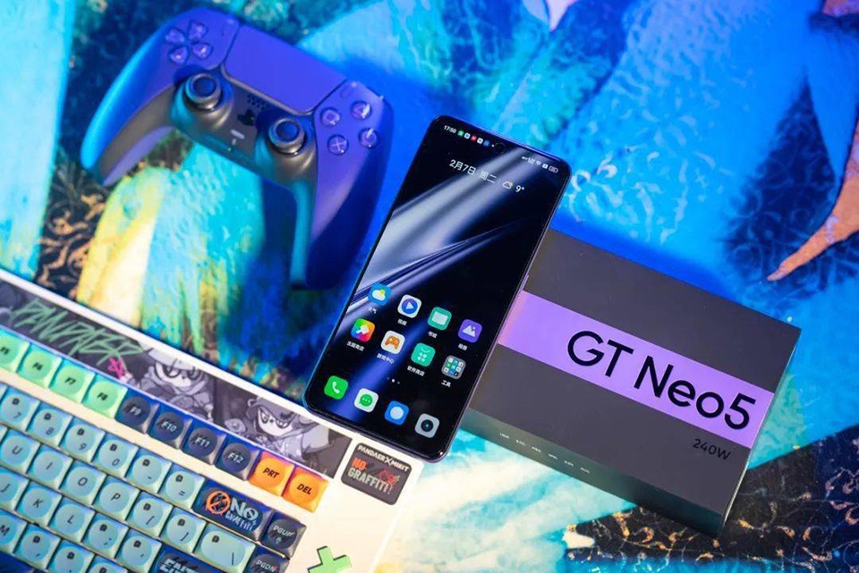 Realme GT Neo5 - Ảnh 08