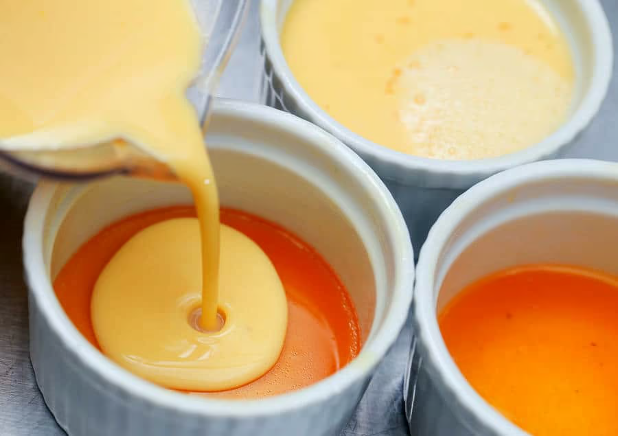 Cách làm bánh flan bằng lò nướng điện thơm ngon, không bị rỗ