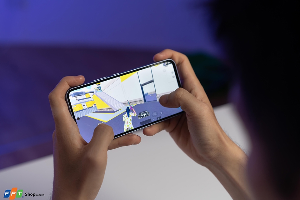 Test khả năng giải trí của Samsung Galaxy A54 5G 12