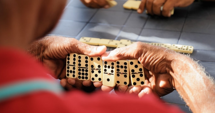 Luật chơi domino cho 2-4 người