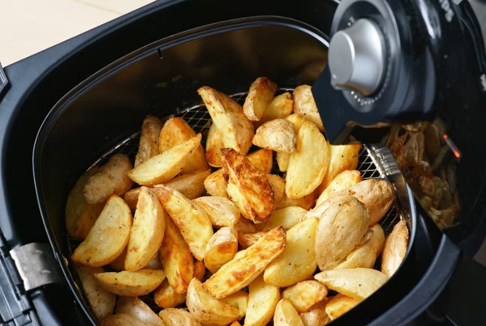 Nồi chiên không dầu giá rẻ có thể không an toàn cho bạn