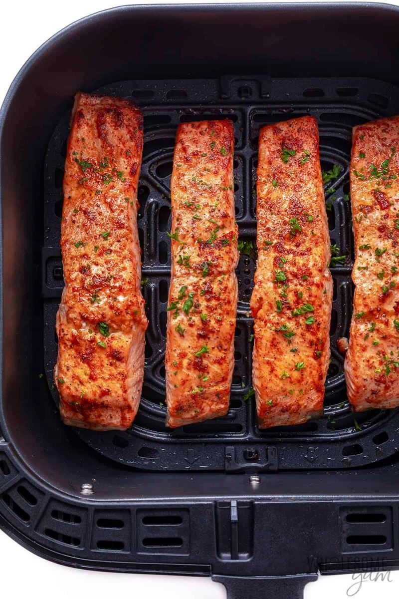 Nướng cá hồi bằng nồi chiên không dầu