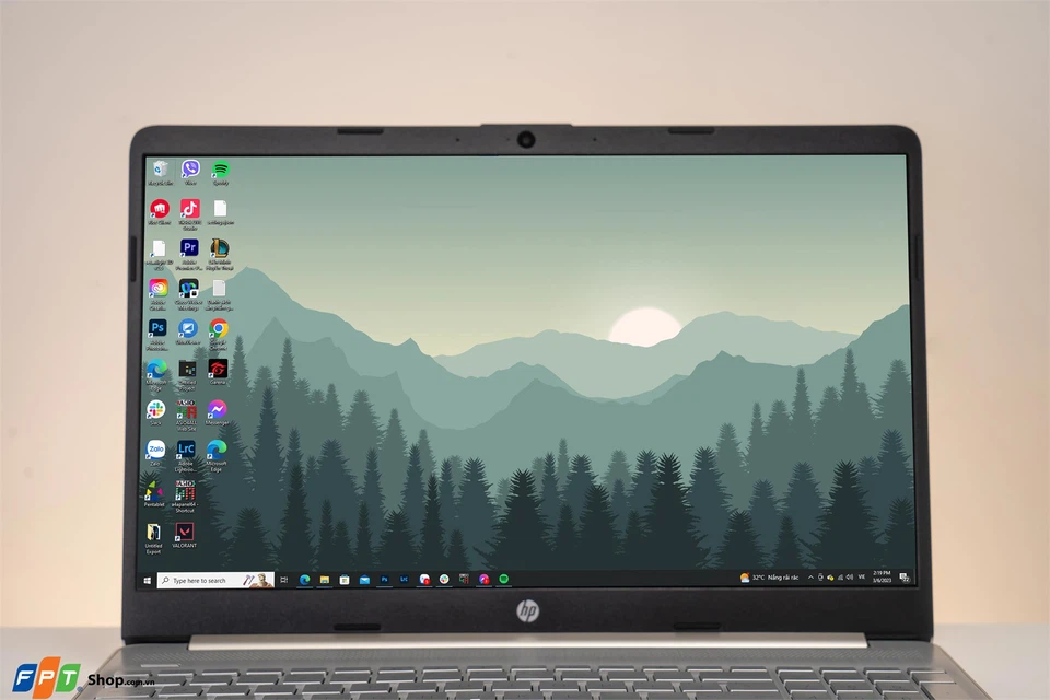 Laptop HP 15s fq2711TU