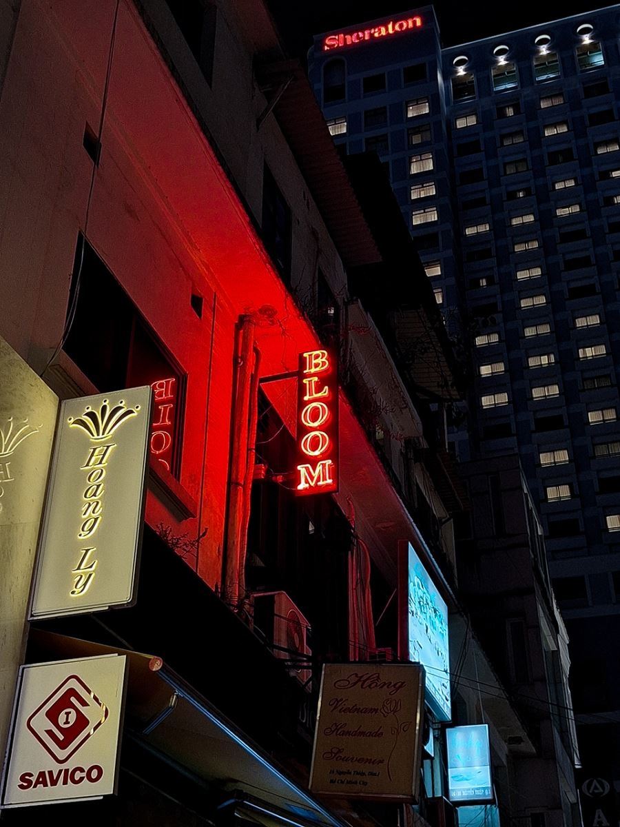 ​​“Đu đêm” Sài Gòn cùng Samsung Galaxy A54 5G 32