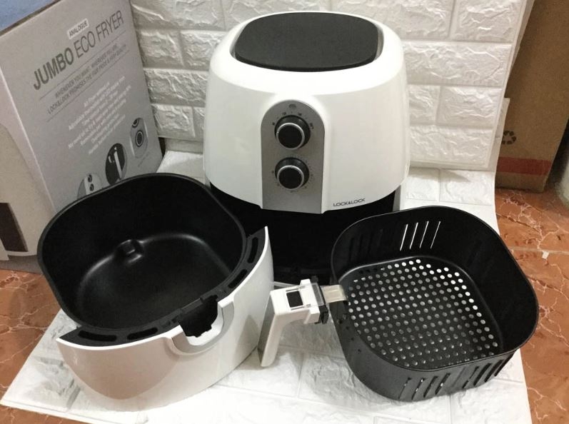 Cách vệ sinh nồi chiên không dầu Lock and Lock mới mua
