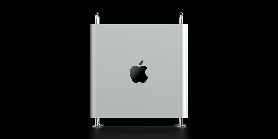 Mac Pro và MacBook Air 15 inch